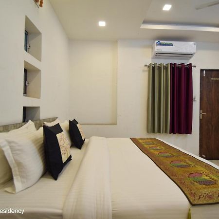 Chittorgarh Hotel Keshav Residency מראה חיצוני תמונה